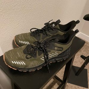 Freedom industries running shoes